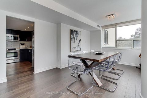 Photo 16 at 301 - 40 Harding Boulevard W, Harding, Richmond Hill