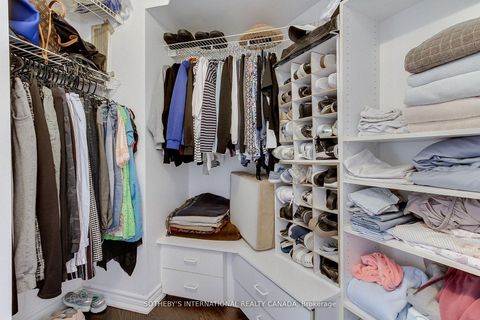 Photo 24 at 301 - 40 Harding Boulevard W, Harding, Richmond Hill