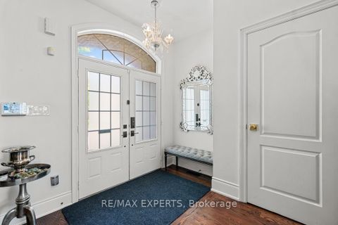 Photo 3 at 7 Josephine Road, Vellore Village, Vaughan