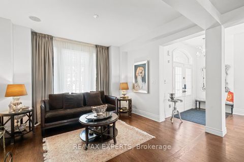 Photo 6 at 7 Josephine Road, Vellore Village, Vaughan