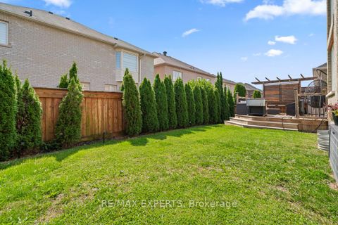 Photo 38 at 7 Josephine Road, Vellore Village, Vaughan