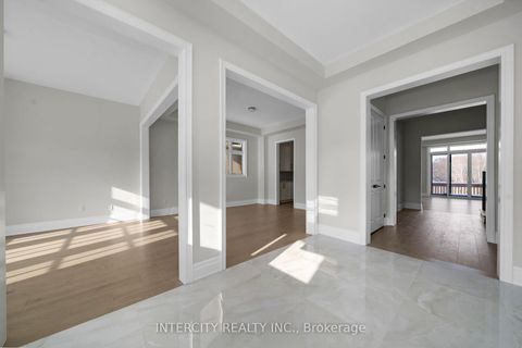 Photo 3 at 8 Heart Lake Circle, King City, King