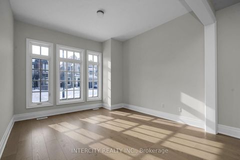 Photo 4 at 8 Heart Lake Circle, King City, King