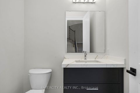 Photo 17 at 8 Heart Lake Circle, King City, King