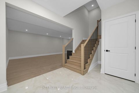 Photo 40 at 8 Heart Lake Circle, King City, King