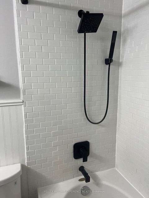 Photo 24 at 401 - 140 Dunlop Street E, City Centre, Barrie