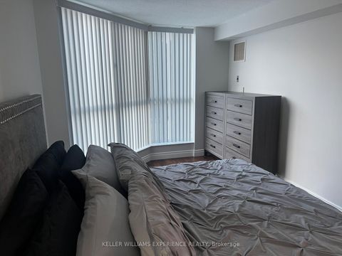 Photo 31 at 401 - 140 Dunlop Street E, City Centre, Barrie