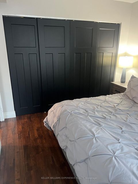 Photo 32 at 401 - 140 Dunlop Street E, City Centre, Barrie