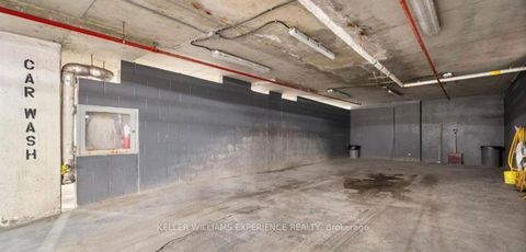 Photo 38 at 401 - 140 Dunlop Street E, City Centre, Barrie