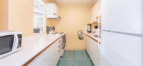 Photo 45 at 401 - 140 Dunlop Street E, City Centre, Barrie