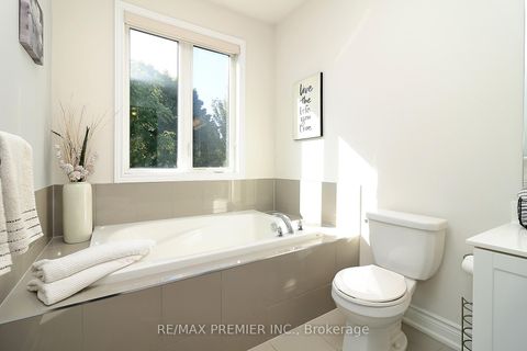 Photo 9 at 39 Caliber Court, Nobleton, King