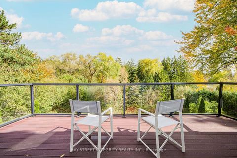 Photo 27 at 9 Highland Court, Aurora Village, Aurora