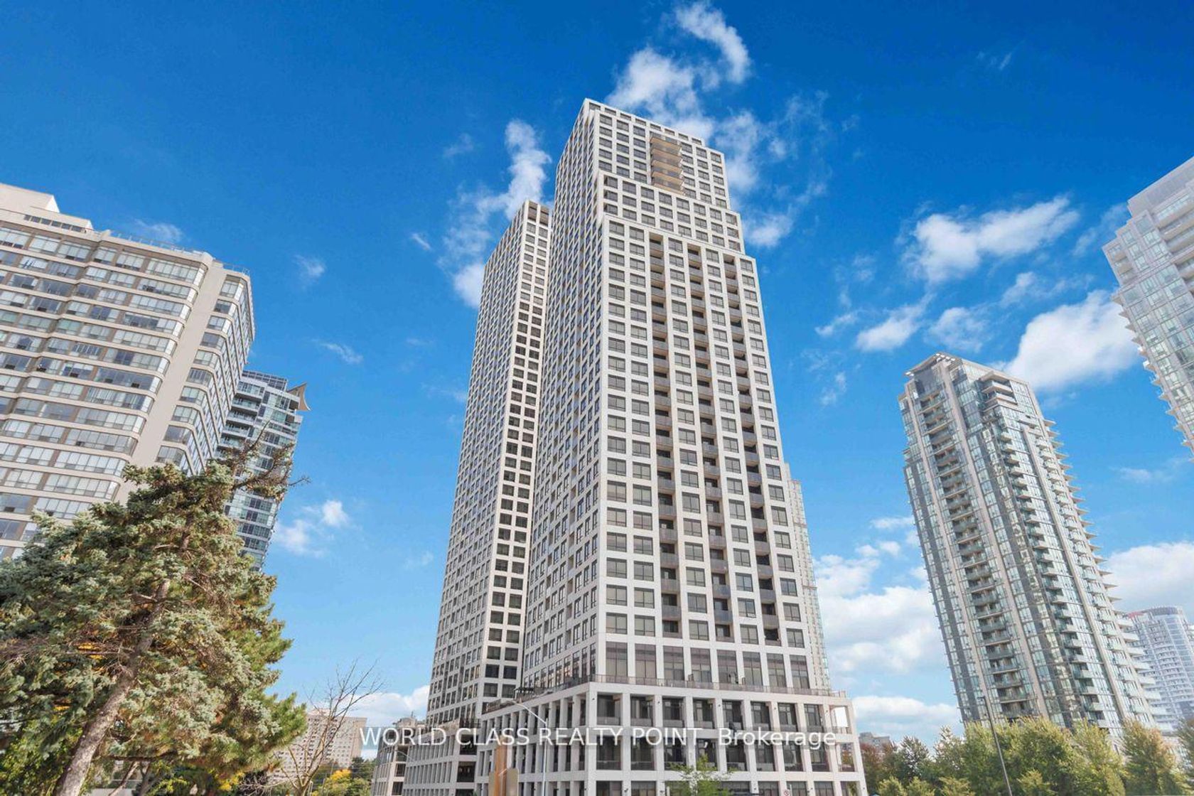 710 - 36 Elm Drive, Fairview, Mississauga by Loree Meneguzzi Real Estate 710 - 36 Elm Drive, Fairview, Mississauga