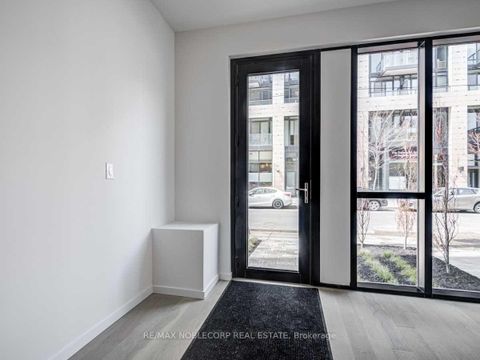 Photo 2 at 102 - 45 Dovercourt Road, Niagara, Toronto