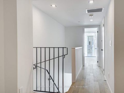 Photo 14 at 102 - 45 Dovercourt Road, Niagara, Toronto