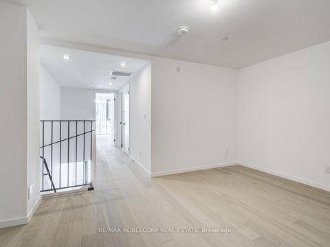 Photo 15 at 102 - 45 Dovercourt Road, Niagara, Toronto