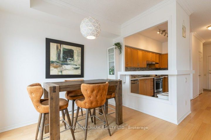 Photo 5 at 701 - 120 Lombard Street, Yonge Corridor, Toronto