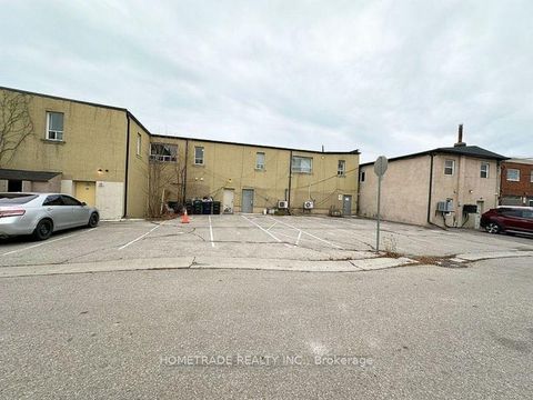 Photo 7 at 3428 Lake Shore Boulevard W, Long Branch, Toronto