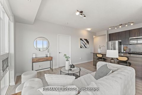 Photo 12 at 4502 - 4011 Brickstone Mews, City Centre, Mississauga