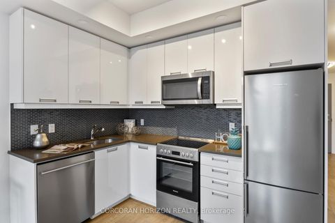 Photo 20 at 210 - 99 John Street, Waterfront Communities C1, Toronto