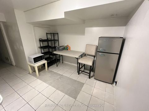 Photo 12 at 17 Huddleston Court, Birchmount, Toronto