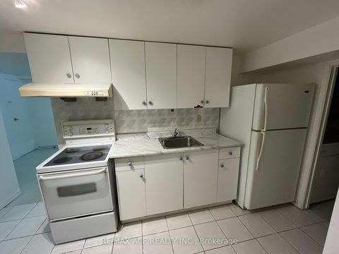 Photo 13 at 17 Huddleston Court, Birchmount, Toronto