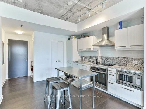 Photo 7 at 1006 - 15 Beverley Street, Chinatown, Toronto