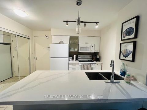 Photo 4 at 2601 - 38 Grenville Street, Bay Street Corridor, Toronto