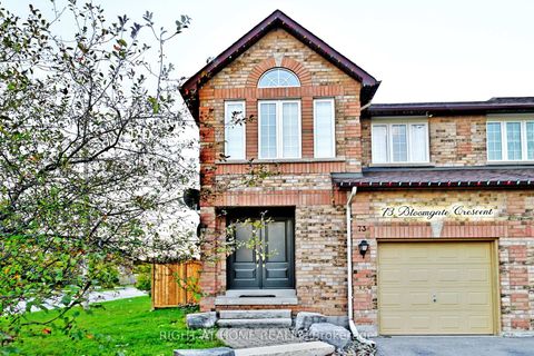 Photo 2 at 73 Bloomgate Crescent, Oak Ridges, Richmond Hill