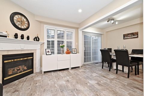Photo 16 at 73 Bloomgate Crescent, Oak Ridges, Richmond Hill
