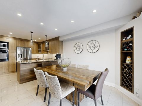 Photo 18 at 121 Adventure Crescent, Vellore Village, Vaughan