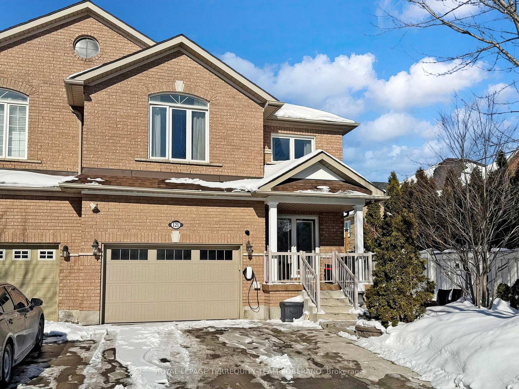 121 Adventure Crescent, Vellore Village, Vaughan photo 3