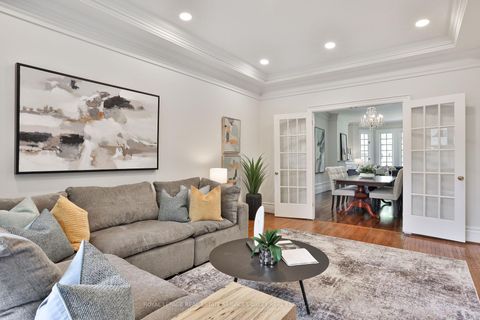 Photo 8 at 121 Roxborough Drive, Moore Park, Toronto