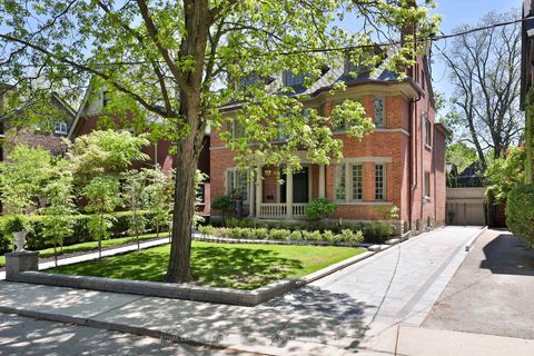 Photo 38 at 121 Roxborough Drive, Moore Park, Toronto