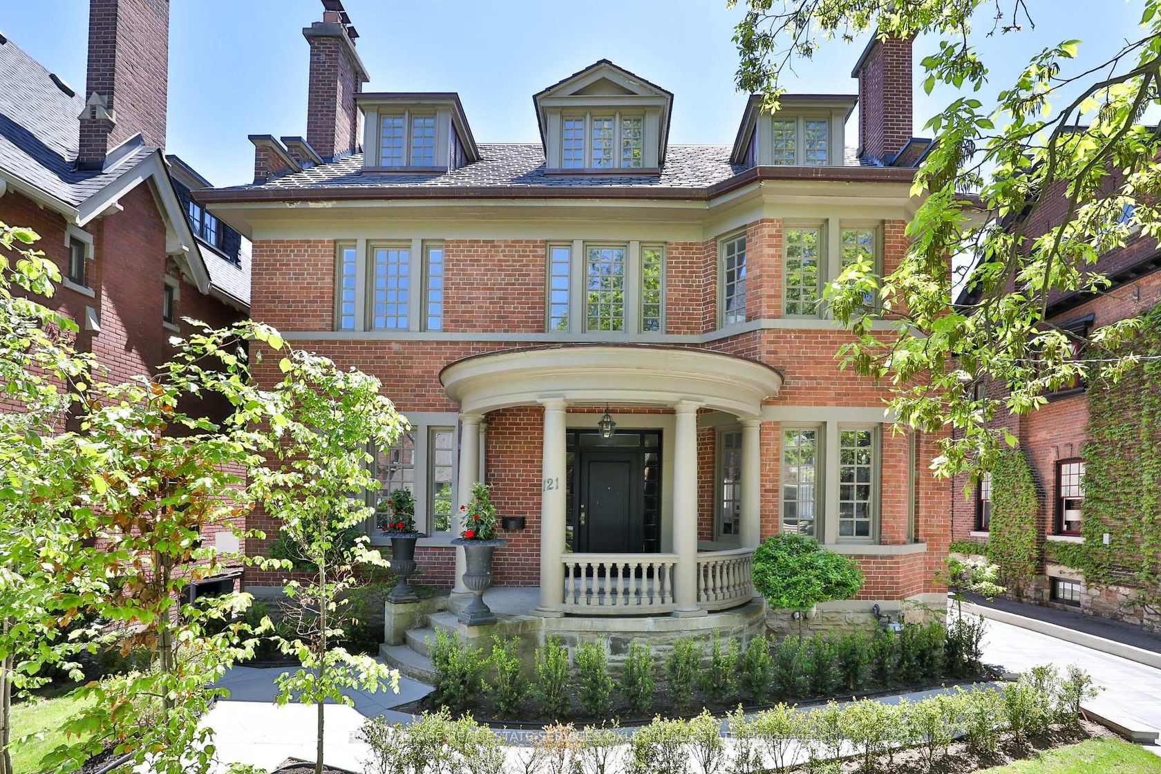 121 Roxborough Drive, Moore Park, Toronto 
