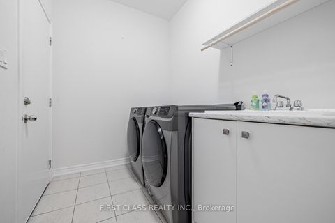 Photo 21 at 38 Hewison Avenue, Rural Richmond Hill, Richmond Hill