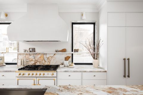 Photo 8 at 23 Lippincott Street, Chinatown, Toronto