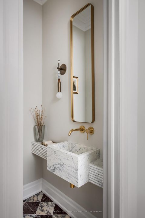 Photo 14 at 23 Lippincott Street, Chinatown, Toronto