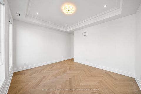 Photo 24 at 23 Lippincott Street, Chinatown, Toronto