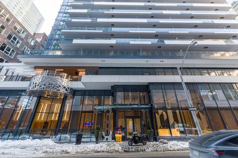 Photo 1 at 4502 - 38 Widmer Street, Waterfront Communities C1, Toronto