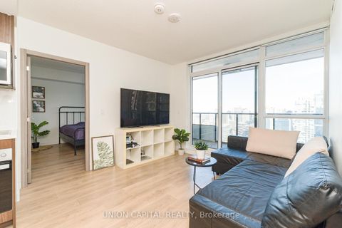 Photo 9 at 4502 - 38 Widmer Street, Waterfront Communities C1, Toronto