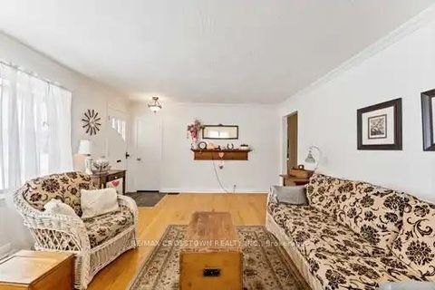 Photo 10 at 55 Davidson Street, Wellington, Barrie