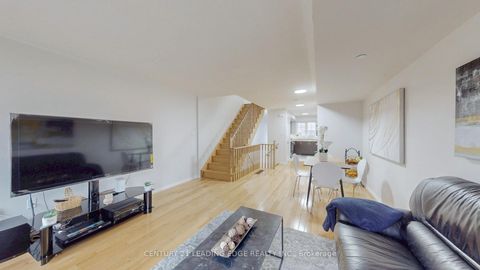 Photo 3 at 256 - 33 Foal Path, Windfields, Oshawa