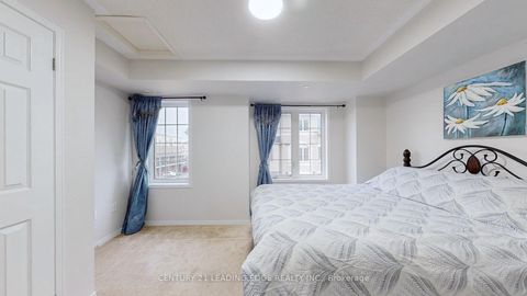 Photo 13 at 256 - 33 Foal Path, Windfields, Oshawa