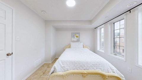 Photo 15 at 256 - 33 Foal Path, Windfields, Oshawa