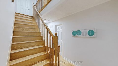 Photo 20 at 256 - 33 Foal Path, Windfields, Oshawa