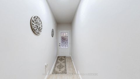 Photo 25 at 256 - 33 Foal Path, Windfields, Oshawa