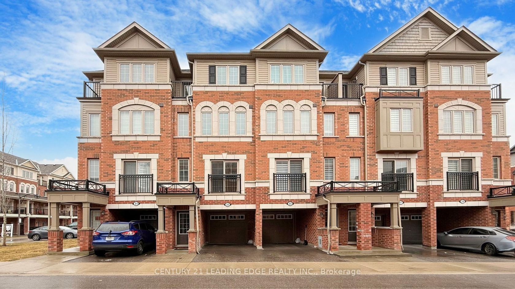 256 - 33 Foal Path, Windfields, Oshawa 