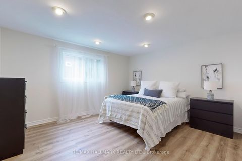 Photo 22 at 2 Butterfield Drive, Donalda, Toronto
