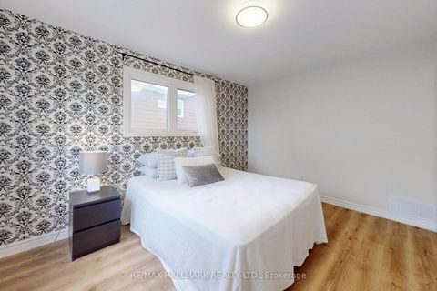 Photo 28 at 2 Butterfield Drive, Donalda, Toronto